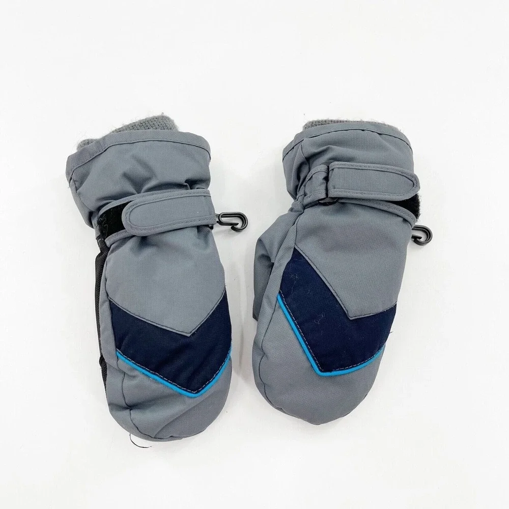 Carters Kids Winter Beanie Hat Mittens‎ Set Gray Knit Size 4-8 Cold-Weather